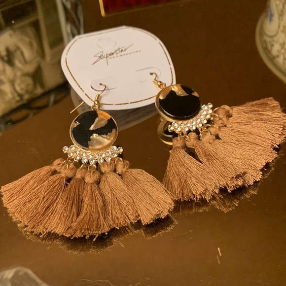 Marbled Crystal Tassel Boho 
Earrings - Picture 2 of 3